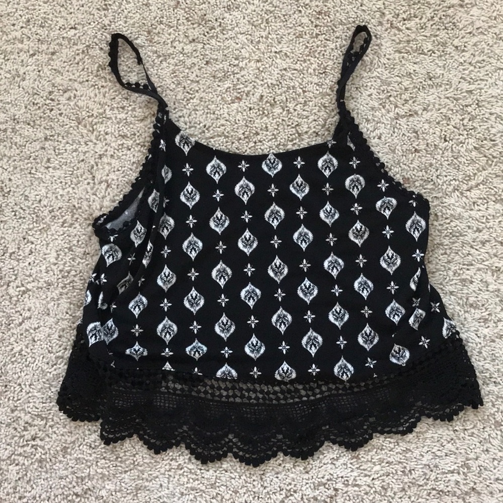Black and White Patterned Crop Top